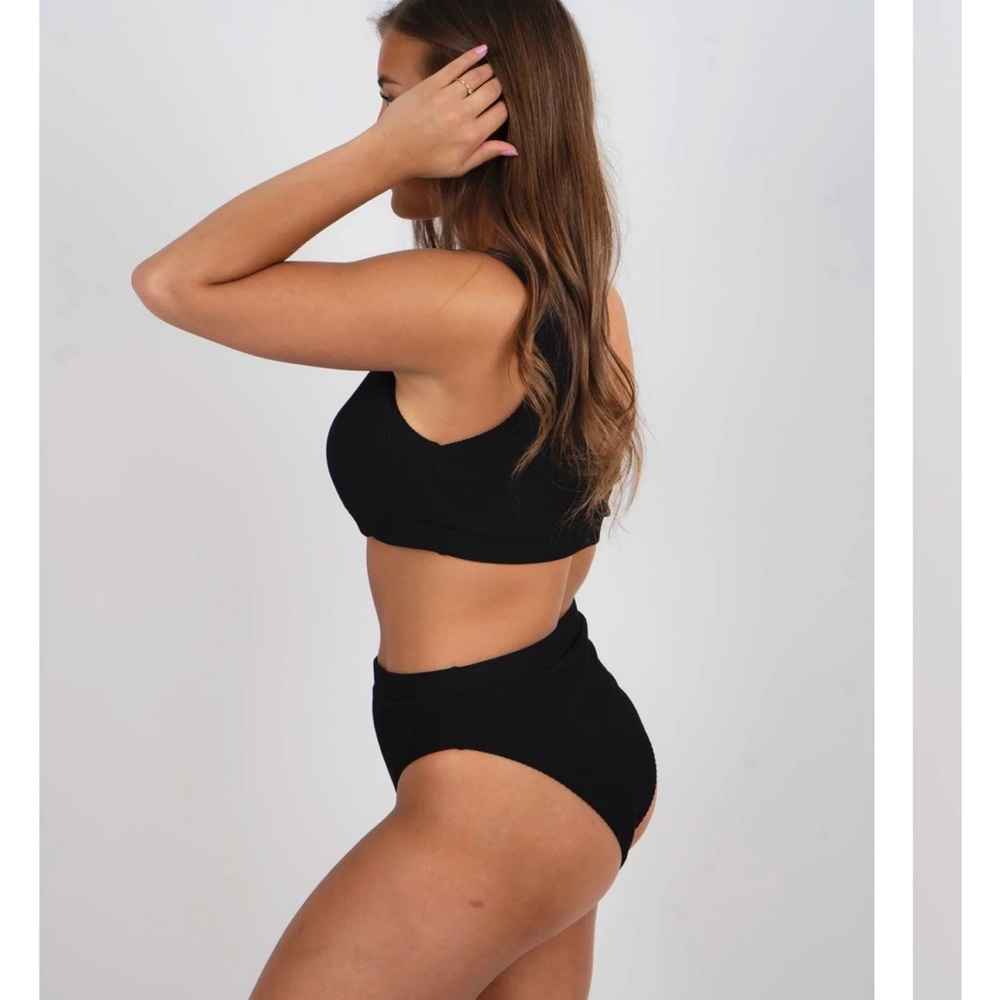 NWT BLUSHING BRUNETTE SUNSET SECRETS BLACK XL BIKINI SET NWT - Picture 3 of 6